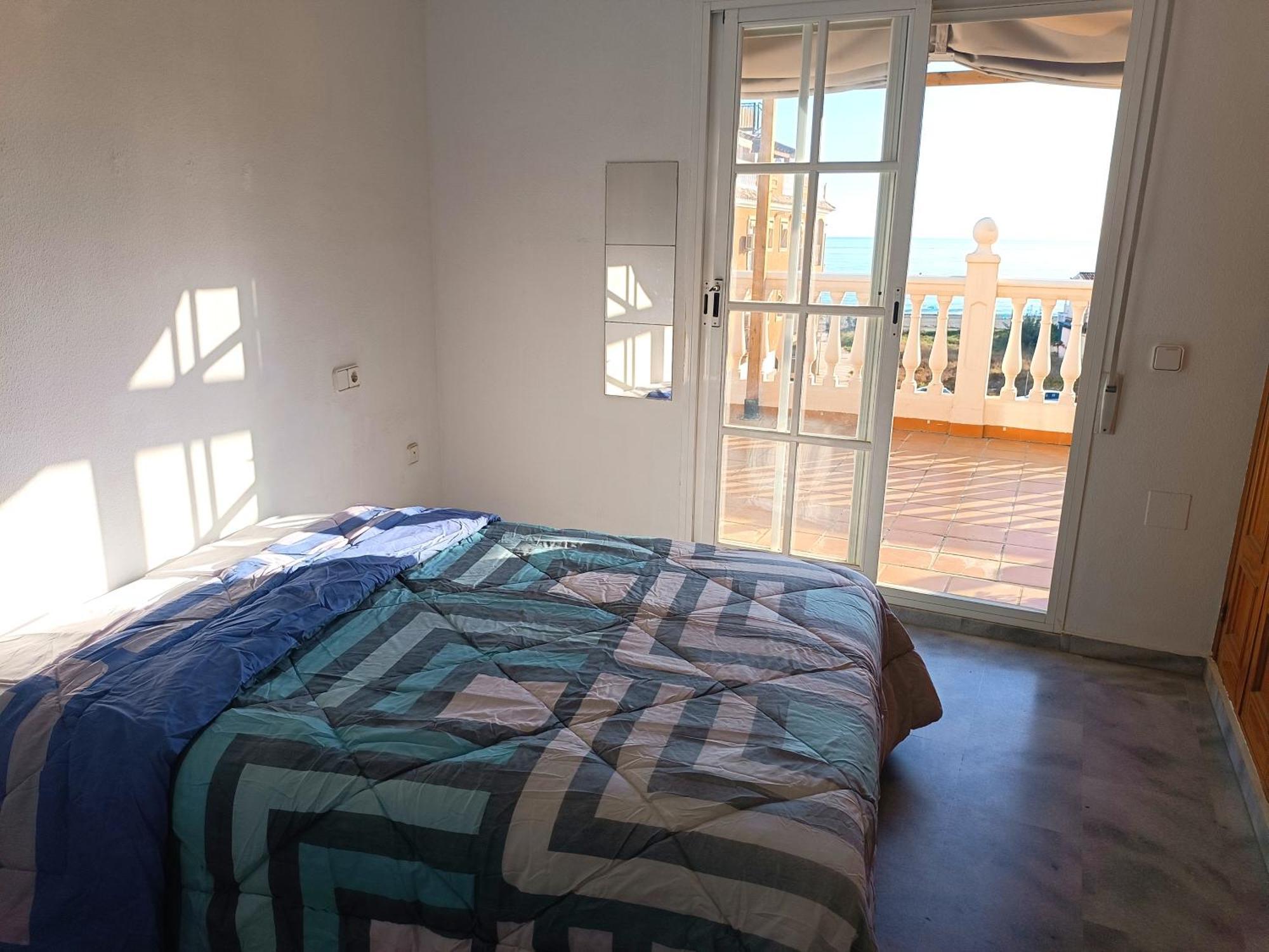 Lovely Penthouse In Front Of The Beach With Free Parking Málaga Buitenkant foto